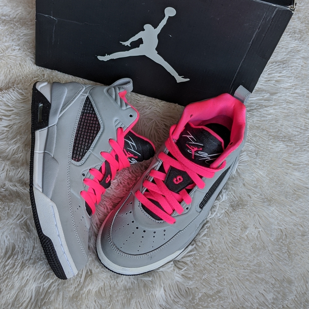 5Y Neon Pink Jordan Flight